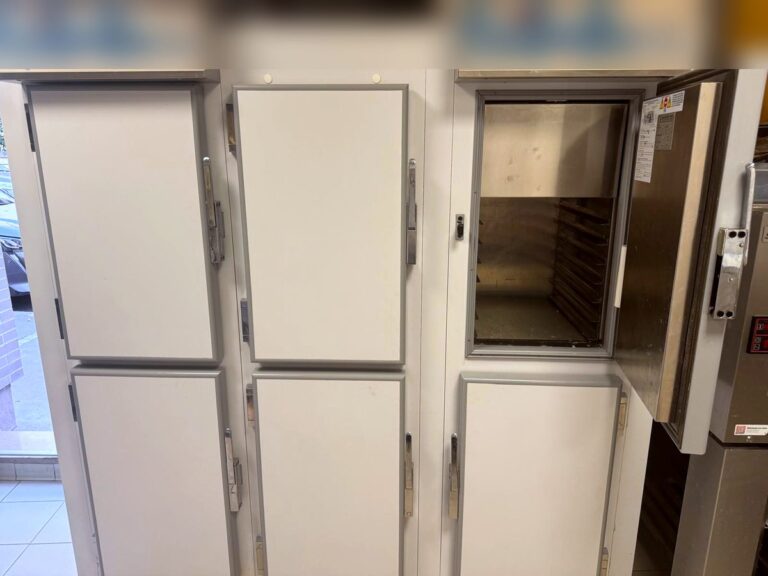 Cuisine professionnelle nettoyée